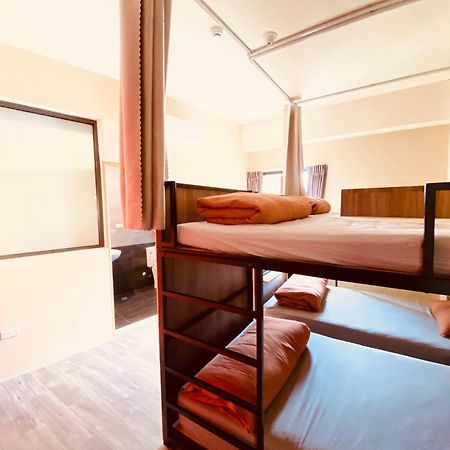 Dreamy Nomads Hostel日月潭背包客 魚池郷 エクステリア 写真